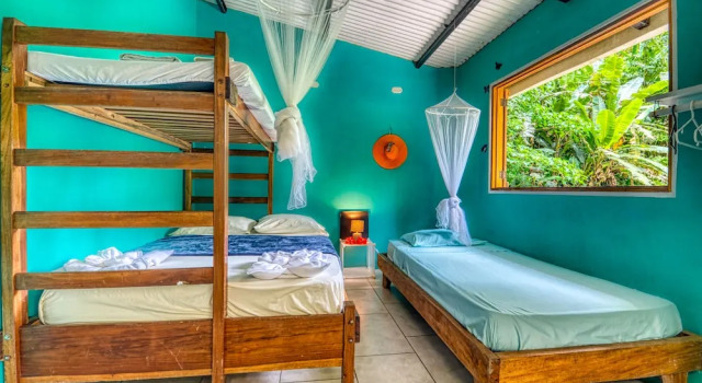 Green Jungle House, Varaa Hotelli Cocles Limon