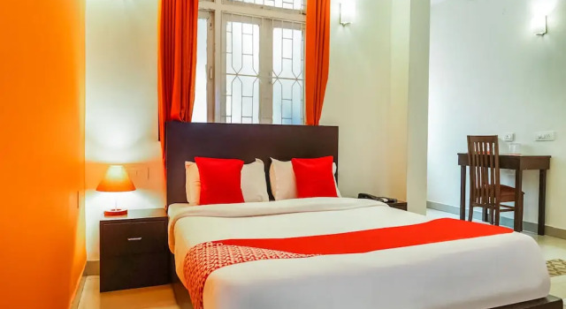 Hotel O Sand Castles Miramar, Prenota Hotel Panaji 