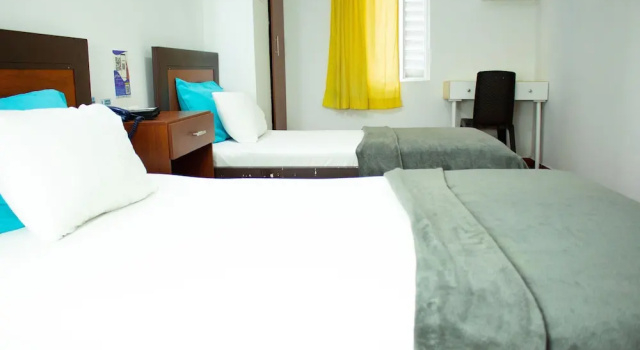 Standard quadruple suite Hotel Brisas De Calima