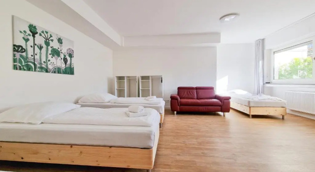 Апартаменты Apartments with Balcony - 20 min DUS Airport & MESSE DUS