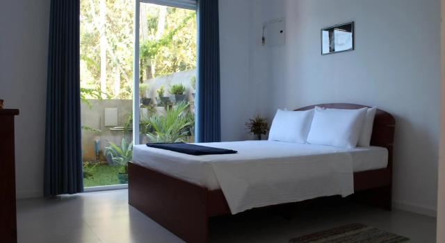 Riko surf House Hiri