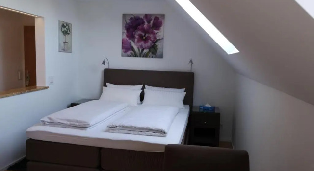 Четырёхместный номер Classic Tuniberg Restaurant Hotel