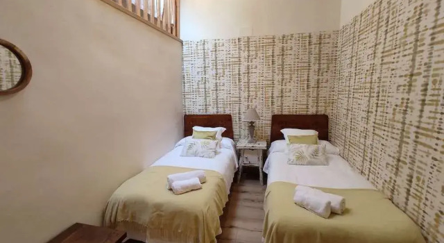 Jardín Mandala Casas Rurales, Buchen Sie Hotel Brañosera 