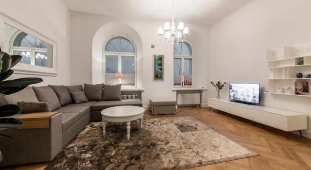 Old Town Apartment -Pagari 1, Забронировать Апартаменты/квартира Таллин Харьюмаа, рядом с Ратушная площадь