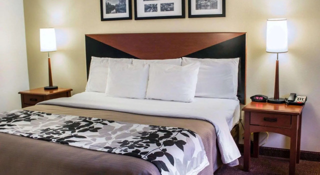 Двухместный номер Standard Quality Inn & Suites Chambersburg Northeast