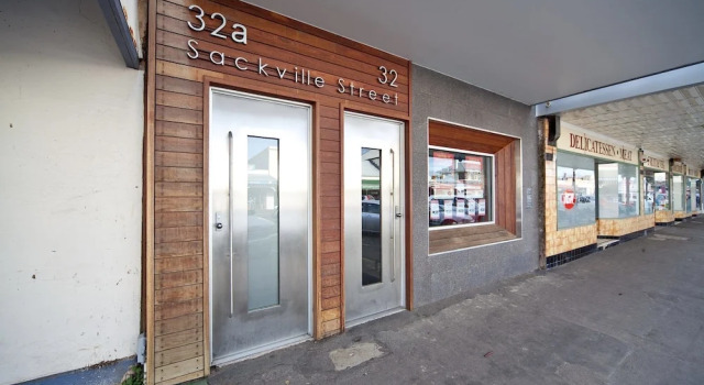 32A On Sackville