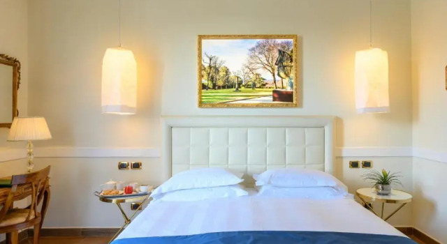 Двухместный номер Deluxe с балконом Hotel Kraft