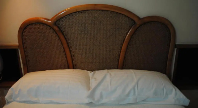 Mas De Bouvau, Prenota Hotel Violes Valchiusa