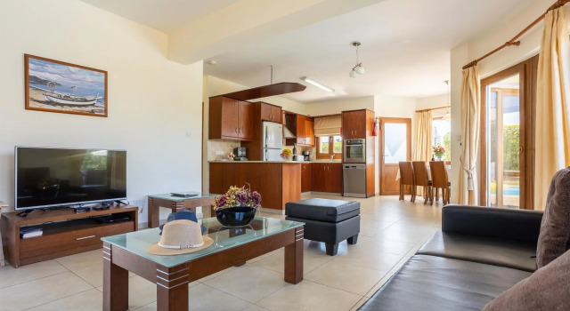 Villa Tsikkos Tessera