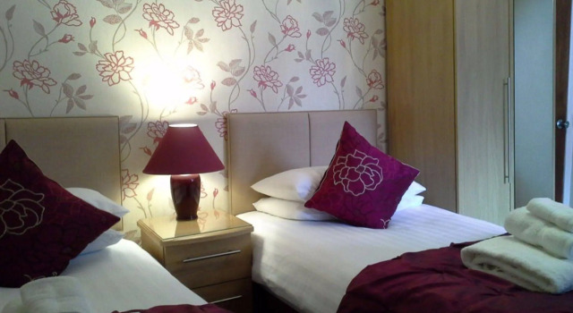 Carrmoor Guest House, Забронировать Гостевой дом Карбридж Cairngorms