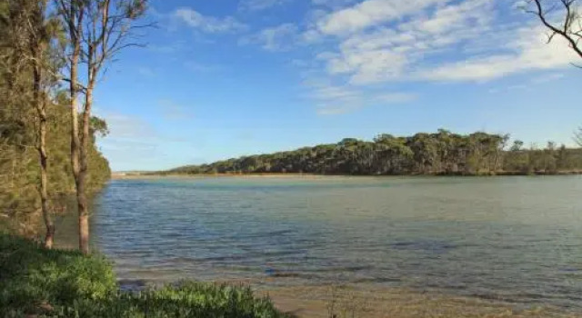 Beach Shack on the Lagoon, Prenota Hotel Berrara New South Wales