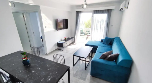 Sea Shell 8 Lovely 2-bedroom Apartment, Book Apartment Hotels in Northern Cyprus with a Pool, Swimming Pool