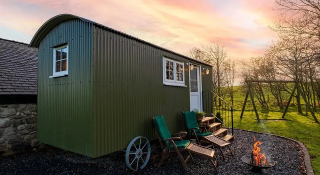 The Pleasant Hut at Mount Pleasant Farm