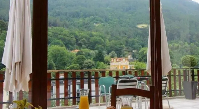 Номер Economy Moderna do Geres Hotel