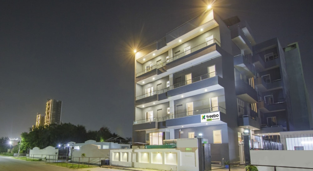 Hotel Noida Express, Забронировать Отель Нойда штат Уттар-Прадеш