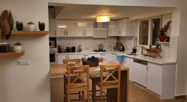 Villa Atlas Sapanca, Varaa Villa Hotellit Marmara-alue pysäköinnillä, Pysäköinti