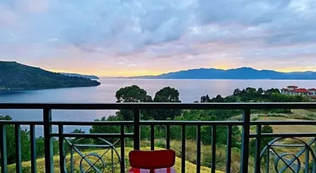 Fuxian Lake French Romantic Seaview Apartment, Prenota Appartamento Hotel a Yunnan con parcheggio, Parcheggio
