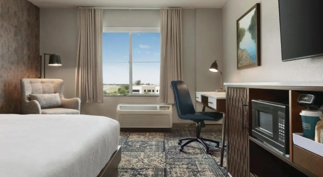 Двухместный номер Standard Four Points by Sheraton Sacramento Airport