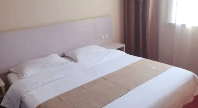 Номер Classic GreenTree Inn Shanghai Songjiang District Sijing Town Sijing Metro Station Express Hotel