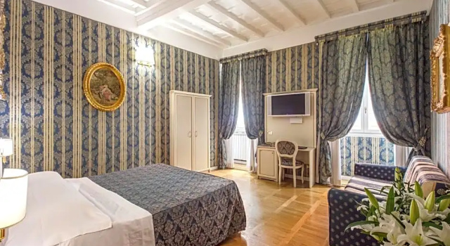 Двухместный полулюкс Relais Fontana Di Trevi Hotel