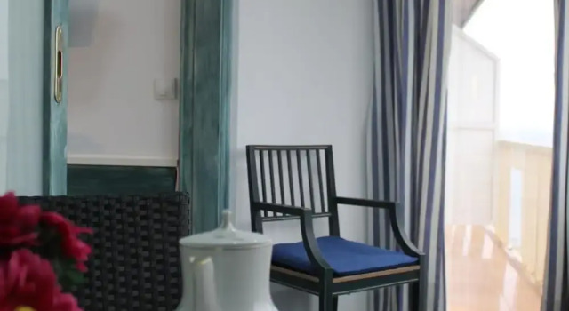 Avenida 5C in Roses With 2 Bedrooms and 2 Bathrooms