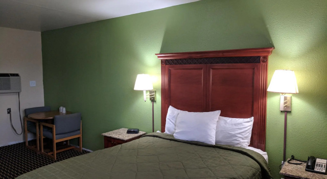 Двухместный номер Standard Benton Inn