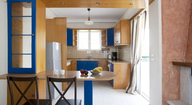 Ano Glyfada- A Big Comfortable Apartment