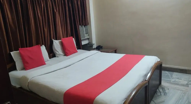 Holiday Inn Guest House