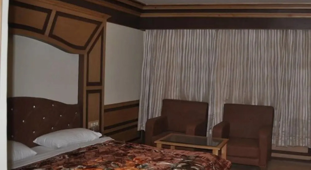 Imperial Resorts, Забронировать Отель Отели Джамму и Кашмира с парковкой, Парковка