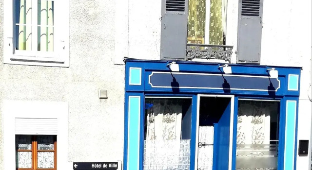 Cathy Blue Lodge