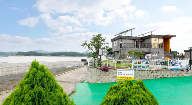 Bitoseom Byeoljubu Pension