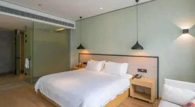Семейный люкс с видом на сад Hongting International Hotel（Central Lake District Store)