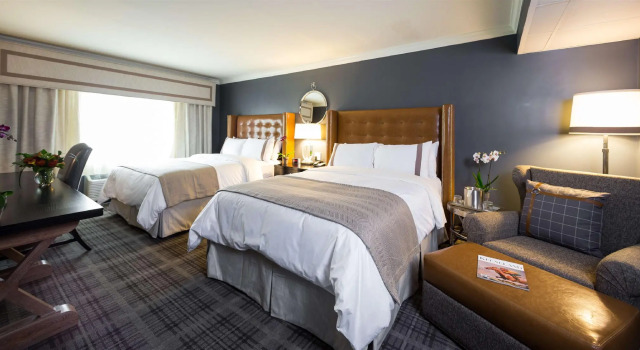 Четырёхместный номер Standard The Campbell House Lexington, Curio Collection by Hilton