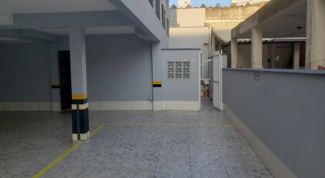 Apto 1 quarto, Centro de Bombinhas, 130 metros da praia.