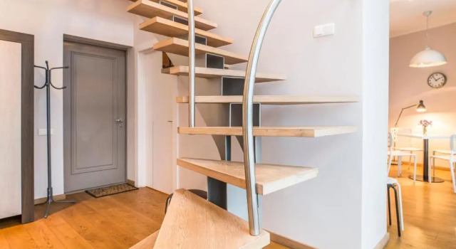 Central 2-level Penthouse with Terrace and free parking, Забронировать Апартаменты/квартира Рига Видземе, рядом с Порт Риги