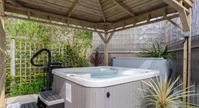 Студия The Studio Castlerock with Hot Tub