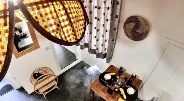 Deluxe Apartment Suites HeartHome