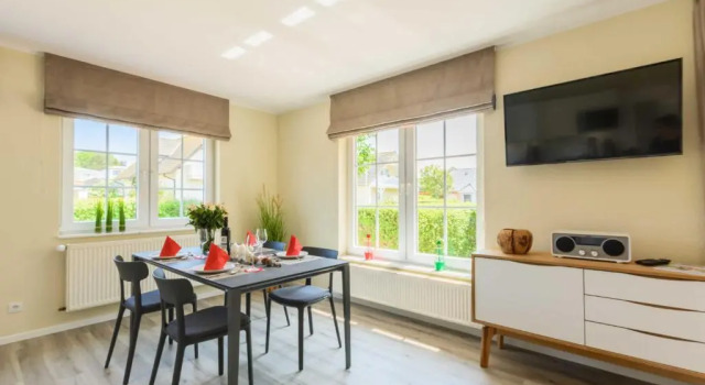 Haus Lotsenberg Apartments mit 8 Ferienwohnungen