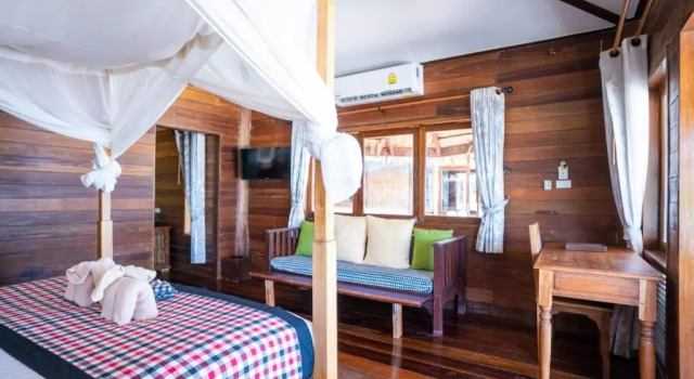 Коттедж рядом с пляжем Thapwarin Resort - Green Hotel