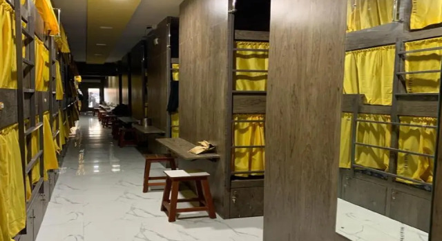 Кровать в общем номере (мужской номер) Neenava Dormitory Asalpha