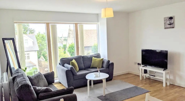 Koala & Tree - Modern 1 Bed apartment for 4 guests in the HEART of Cambridge - Short Lets & Serviced Accommodation, Забронировать Апартаменты/квартира Кембридж Великобритания, рядом с Университет Англия-Раскин