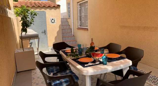 Коттедж с 2 комнатами CASA TORRE Y MAR with 2 bedrooms pool barbecue patio & sun terrace