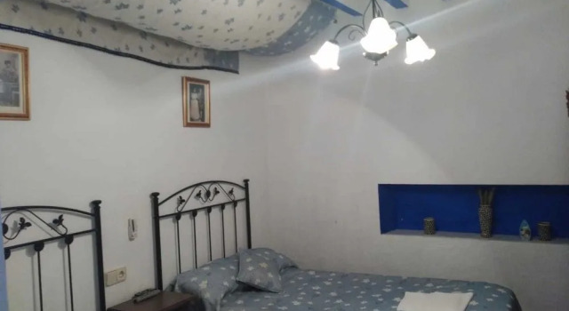 Hostal San Bartolomé, Забронировать Хостел Хостелы Альмагро, рядом с Городской музей кружева, Хостел