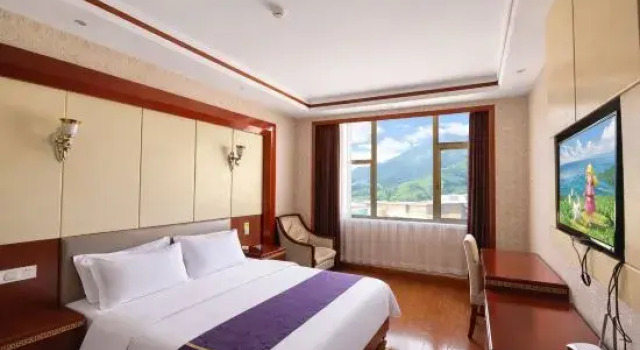 Doppel Suite Nanshan Hotel