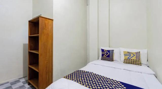 Camera Economy SPOT ON 93967 Hasna Guest House Syariah