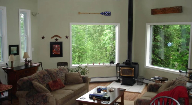 Elevate Rooms Chickadee Lodge, Book Hotel Hoteller i Hastings Highlands med parkering, Parkering