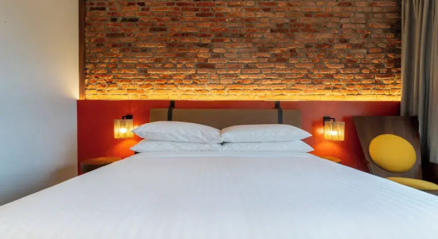 Двухместный номер Superior с балконом Zaria Court Kigali, Tapestry Collection by Hilton