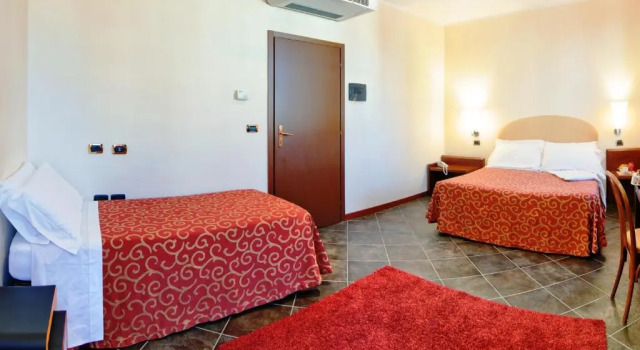 Трёхместный номер Standard Antico Albergo Madonna