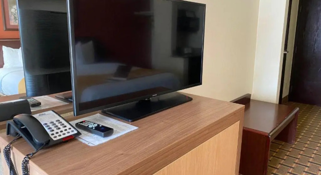 Номер Standard Days Inn by Wyndham Dallas Plano