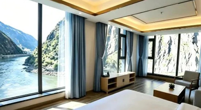 Люкс Premier Qinghuaigu Hotel